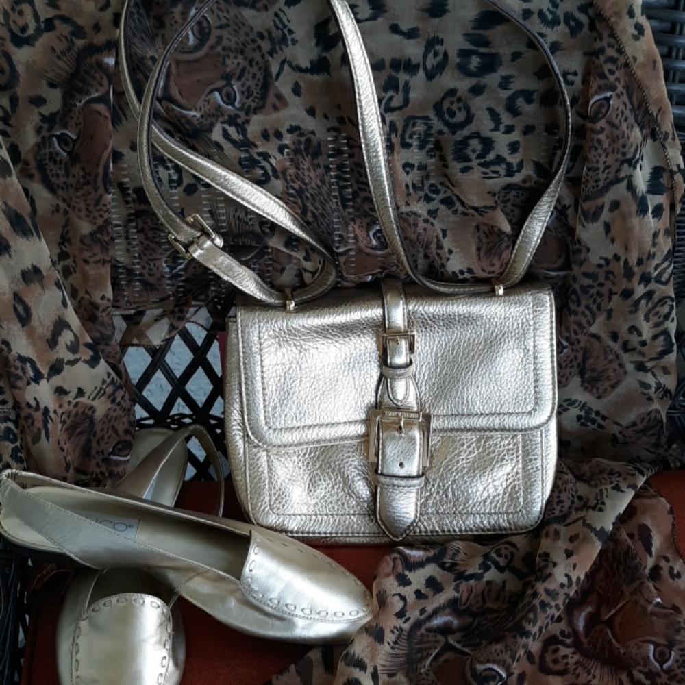 ISAAC MIZRAHI shoulder bag gold NWT
